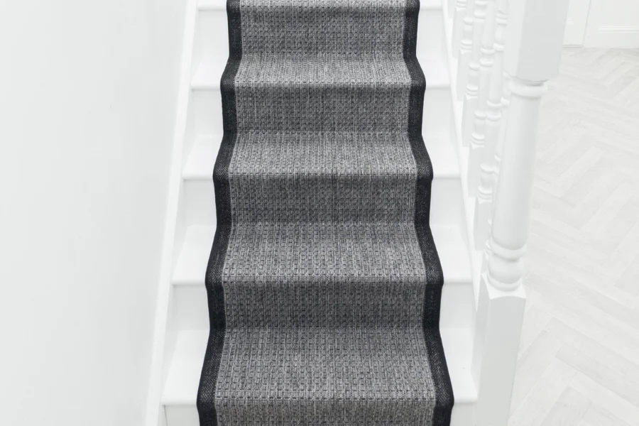 Stair carpet dubai Stair carpet dubai